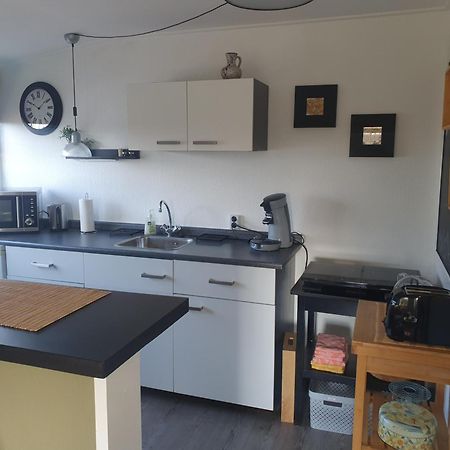 Zonnig Appartement Maasbommel. Екстер'єр фото