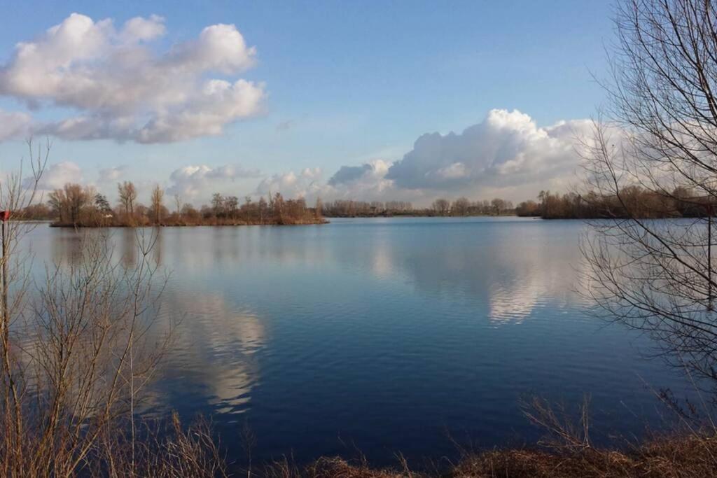 Zonnig Appartement Maasbommel. Екстер'єр фото